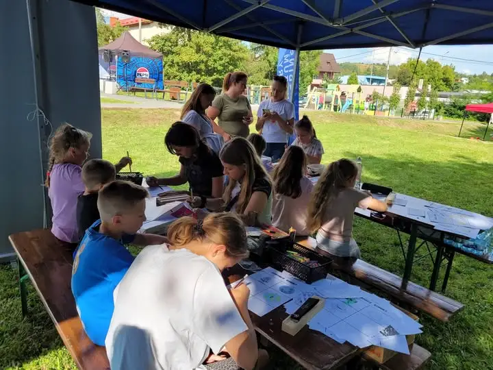 Piknik Osiedla Centrum w Trzebini: twórcze popołudnie mimo kapryśnej pogody