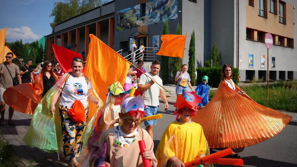 Podsumowanie wakacji w gminie Libiąż: projekty, wyjazdy i finał na basenie