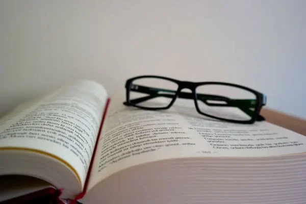 Nowa książka Wacława Płonki już w bibliotece w Alwerni. Spotkanie autorskie w Chrzanowie
