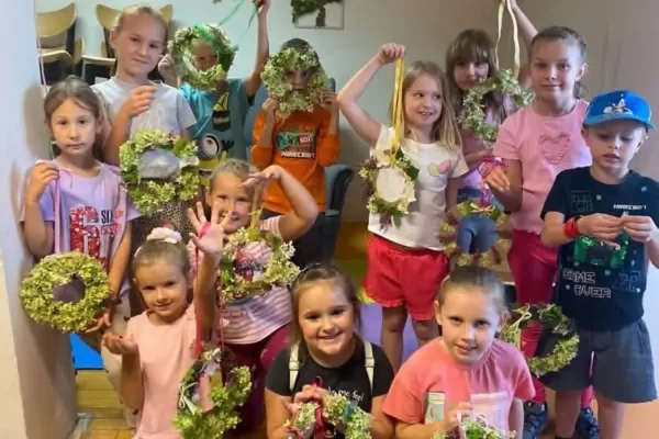 Ruszyły zajęcia plastyczne dla dzieci w Żarkach i Kosówkach