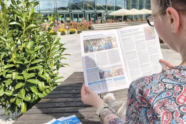 Nowy numer biuletynu „Z serca Trzebini” – stypendia, remonty szkół i gra miejska