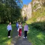 Uczniowie z Kwačaly odkrywali Dolinę Mnikowską