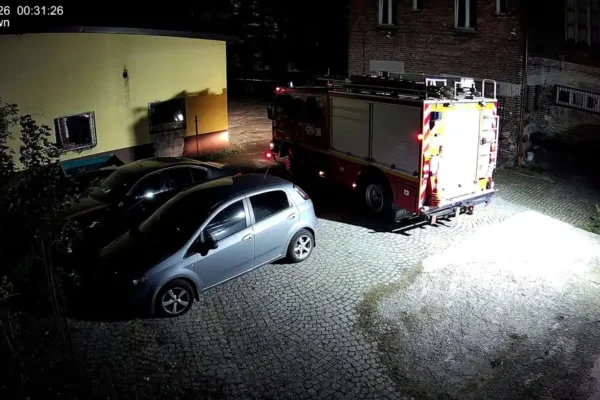 Nocna służba druhów z OSP: zabezpieczenie rejonu JRG Chrzanów