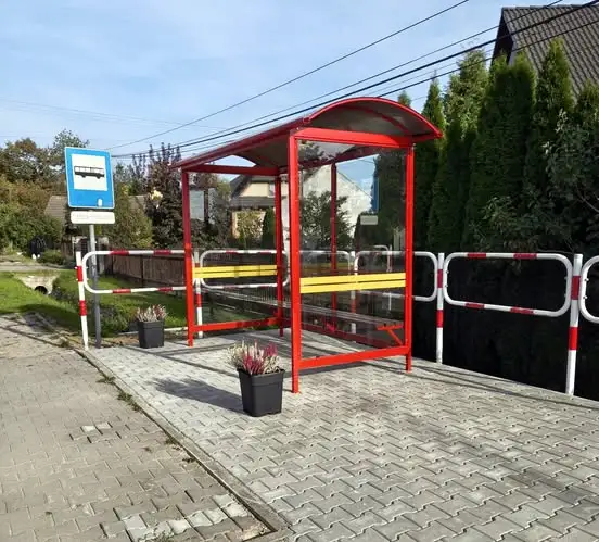 Zagórze Wyrowiec: nowa wiata i peron za ponad 46 tys. zł