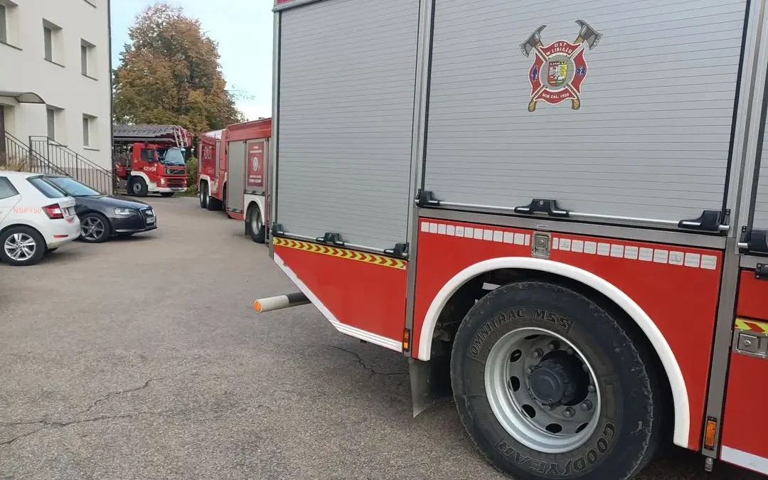 Fałszywy alarm w szkole KSW w Libiążu – strażacy sprawdzili czujkę