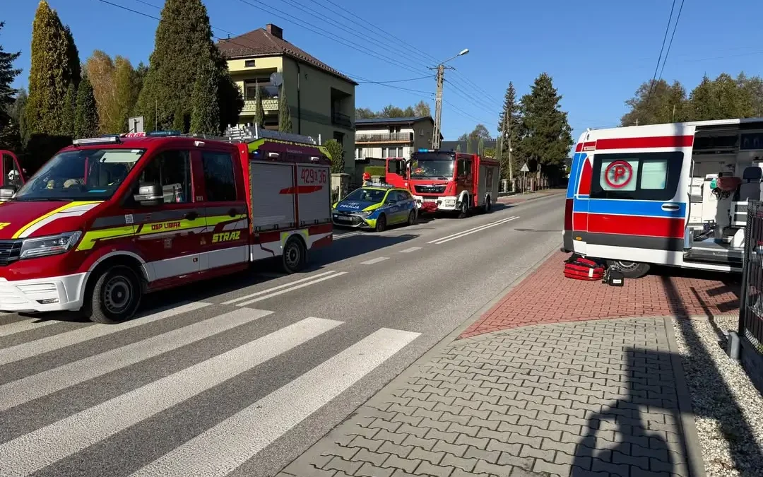 Siłowe wejście do domu na ul. Dąbrowskiego – mężczyzna trafił do szpitala