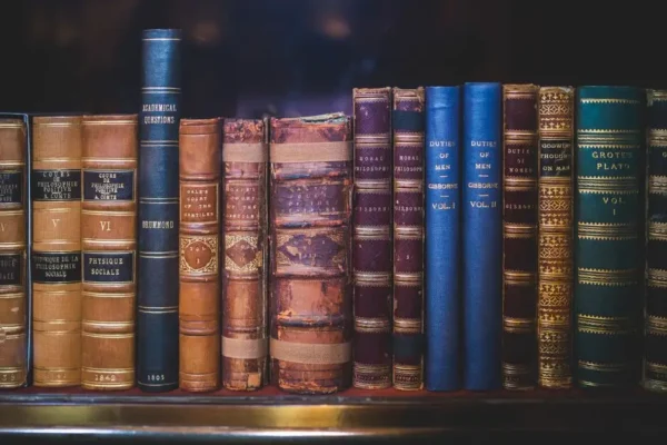 Egzystencjalizm w literaturze i sztuce – spotkanie w chrzanowskiej bibliotece